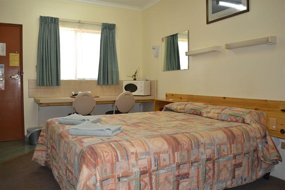 Sturt Motel Broken Hill Dış mekan fotoğraf