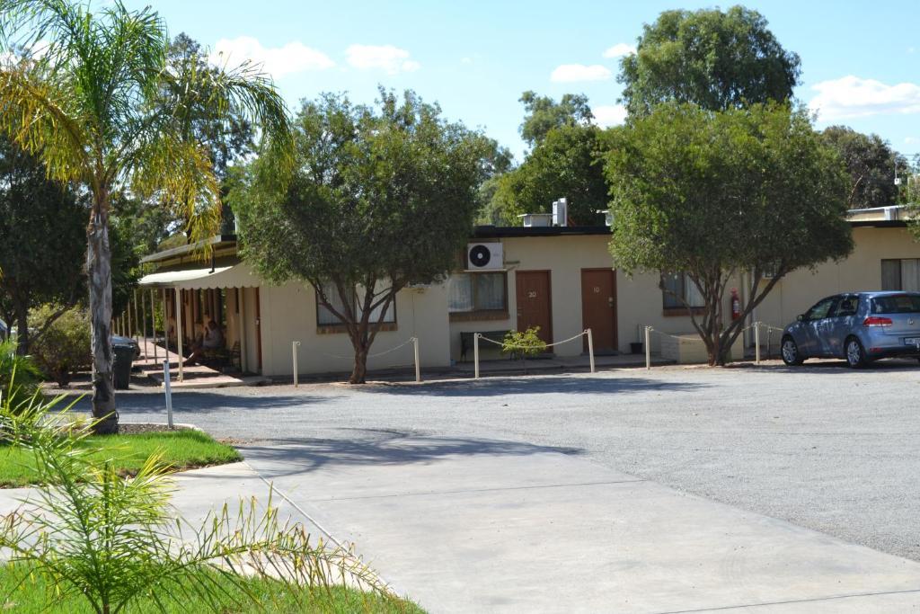 Sturt Motel Broken Hill Dış mekan fotoğraf