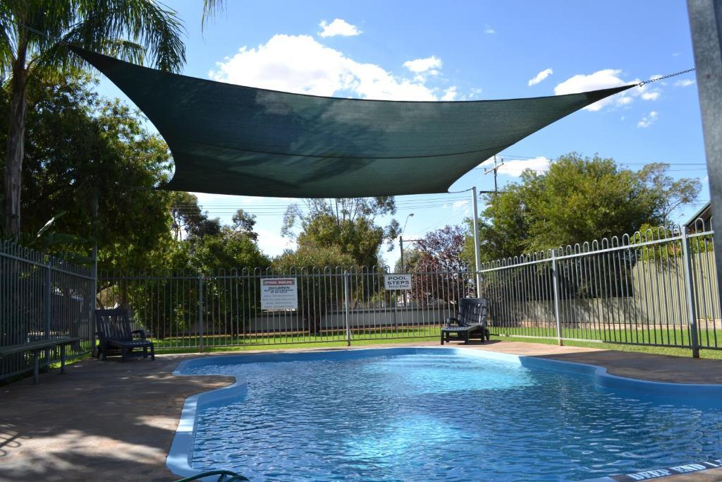 Sturt Motel Broken Hill Dış mekan fotoğraf