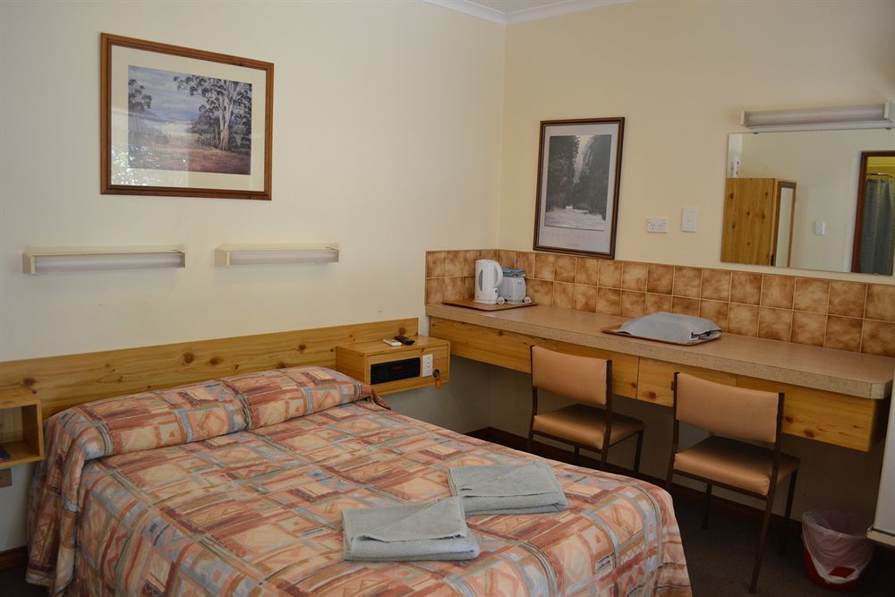 Sturt Motel Broken Hill Dış mekan fotoğraf